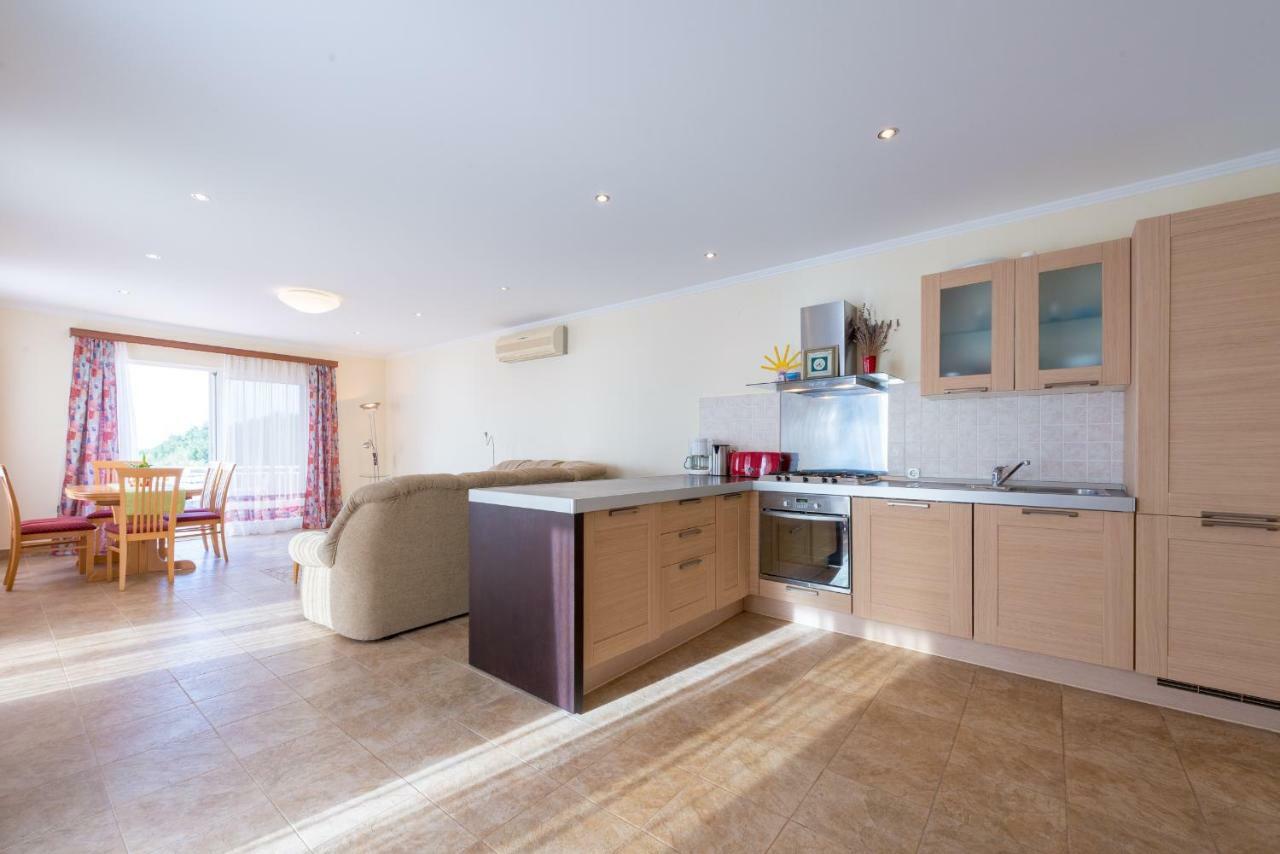 Apartment Fortuna 챠브타트 외부 사진